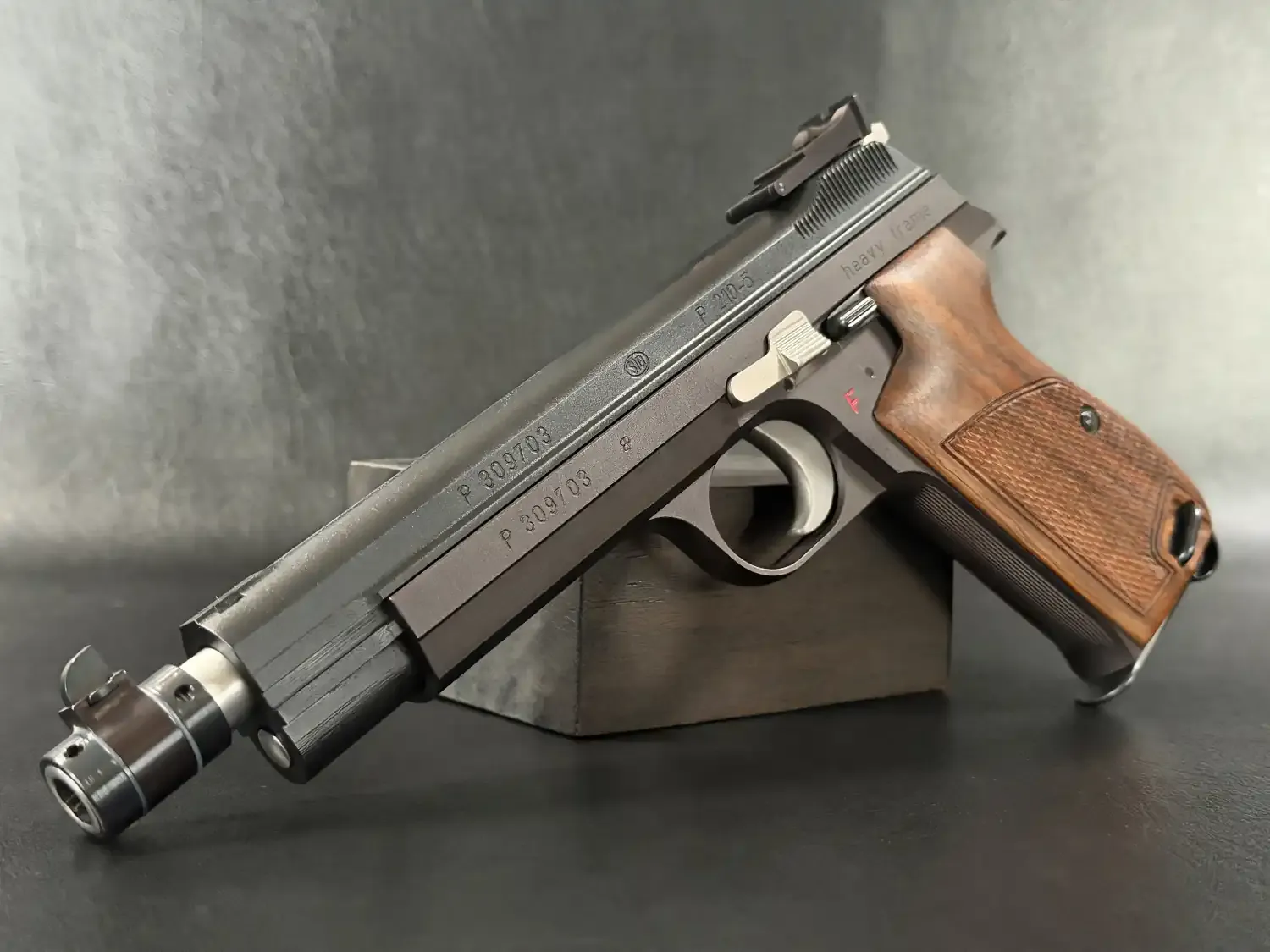 P210