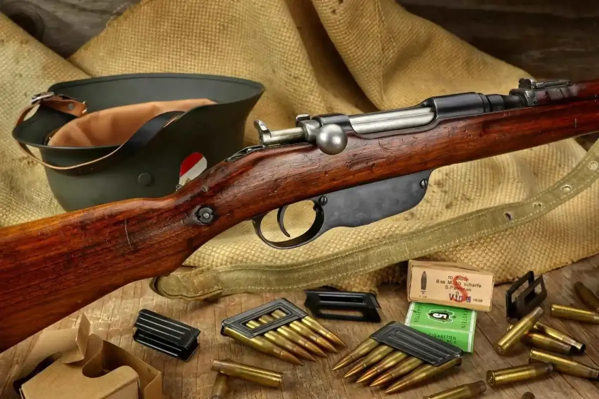 Steyr-Mannlicher Through the Ages: From the M95 Straight-Pull to the SSG 69 and AUG