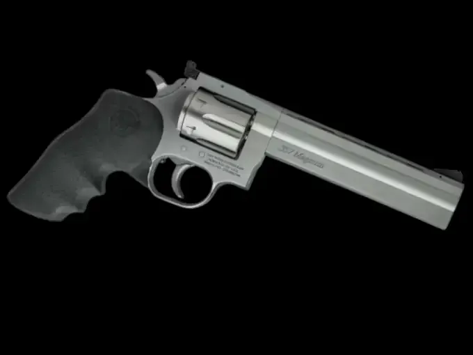 Dan Wesson’s Two Lives: Interchangeable‑Barrel Revolvers, the 715 Revival, and the Pivot to Premium 1911s