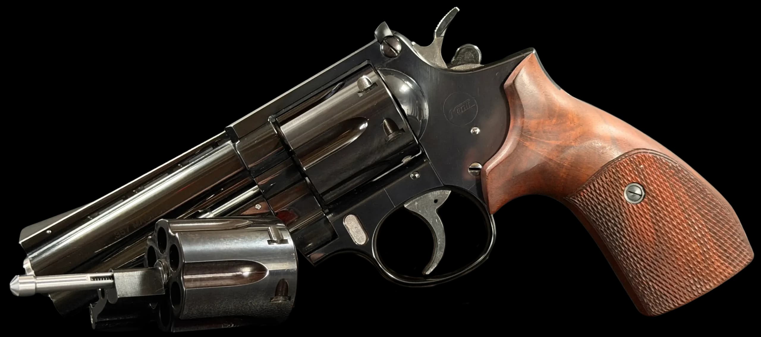 Korth Korth Ratzeburg Combat Triple Lock .357 Magnum with 9mm Exchange Cylinder 9mm / .357 Magnum DA / SA