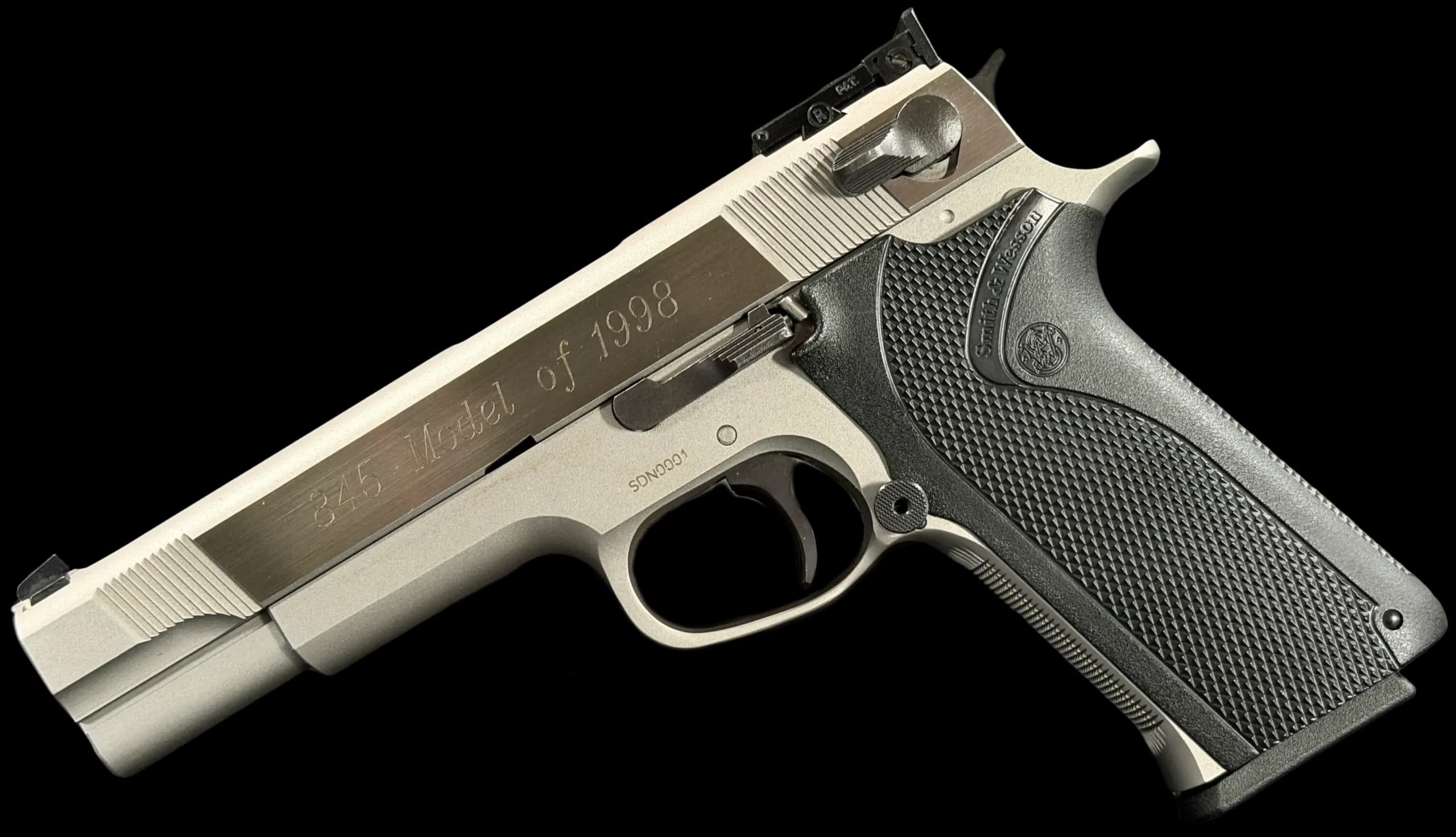 Smith & Wesson Smith & Wesson Model 845 Performance Center Stainless .45 ACP DA / SA