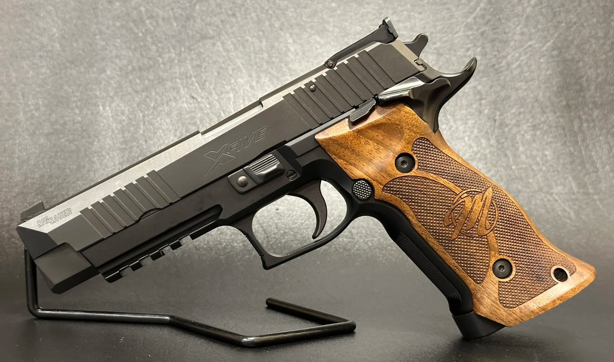 SIG Sauer P226 X-Five Black Lightweight | For Sale SIG Sauer P226 X-Five Black Lightweight | For Sale