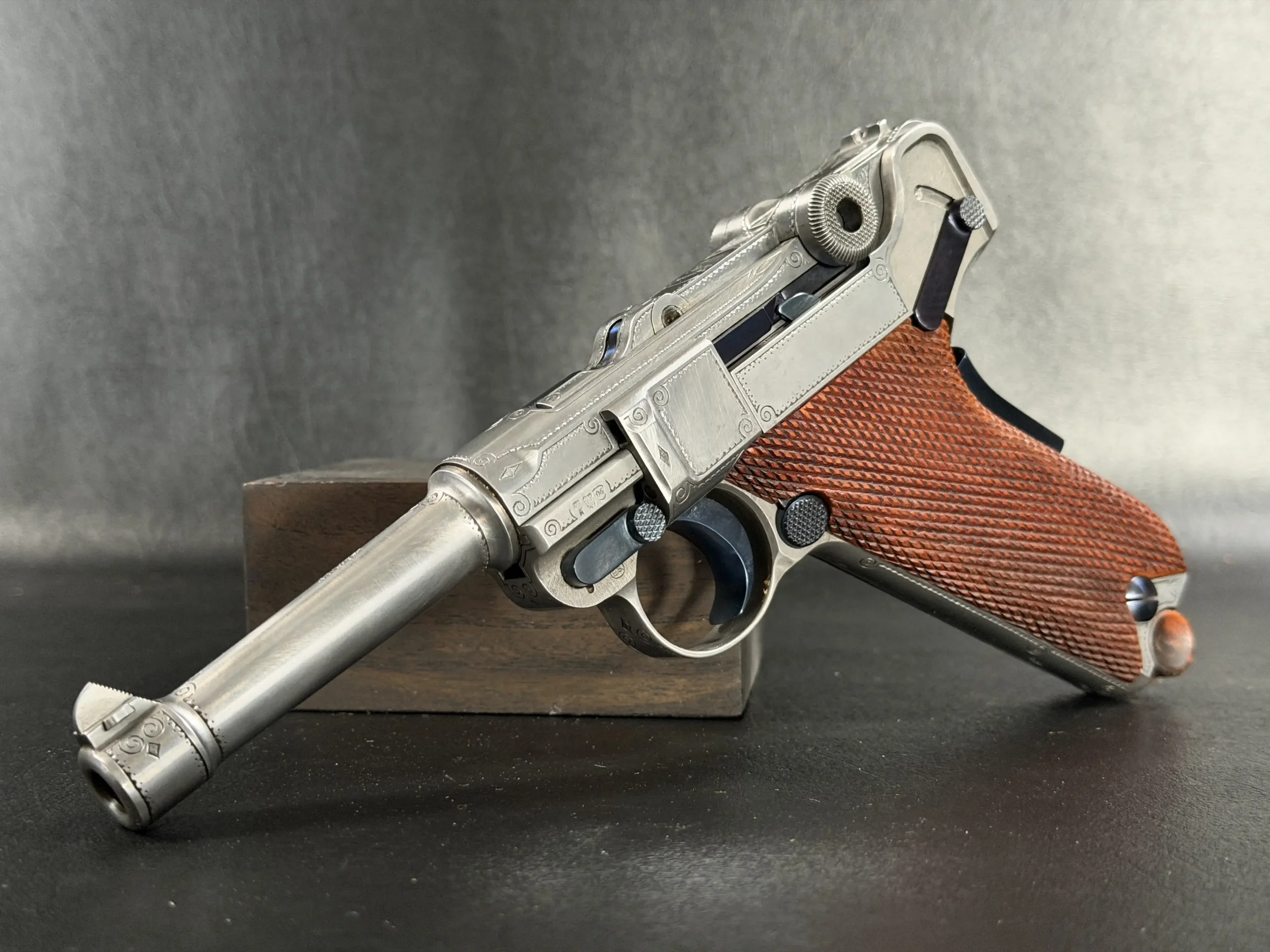mauser p08 luger engraved iwa display close up detail